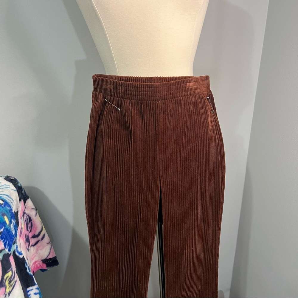 Bagatelle Collection S Brown Corduroy High Rise Bell Bottom Pants - Picture 3 of 15